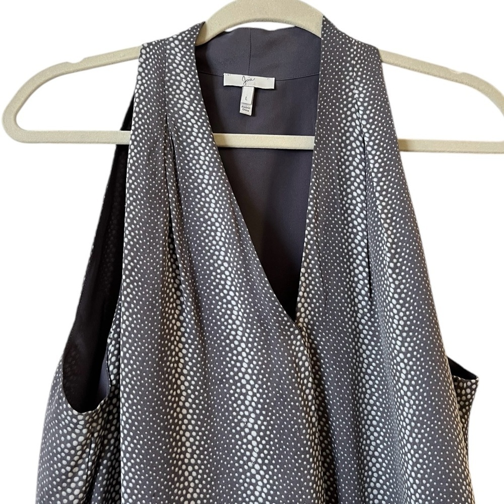 JOIE Gray & White Dot Print Sleeveless Silk V-Neck Sleeveless Top, L - Picture 2 of 4